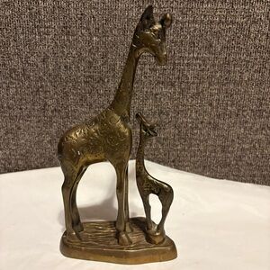 Vintage MCM Brass Giraffes Mom & Baby Statue Collectible Hollywood Regency